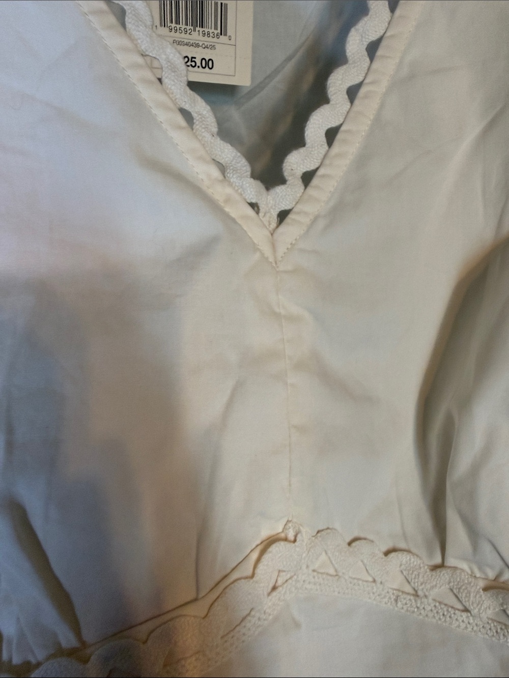 A New Day Cream Cotton Ric-Rac Eyelet Smocked V-Neck Balloon Sleeve Top 1X NEW - Picture 4 of 6